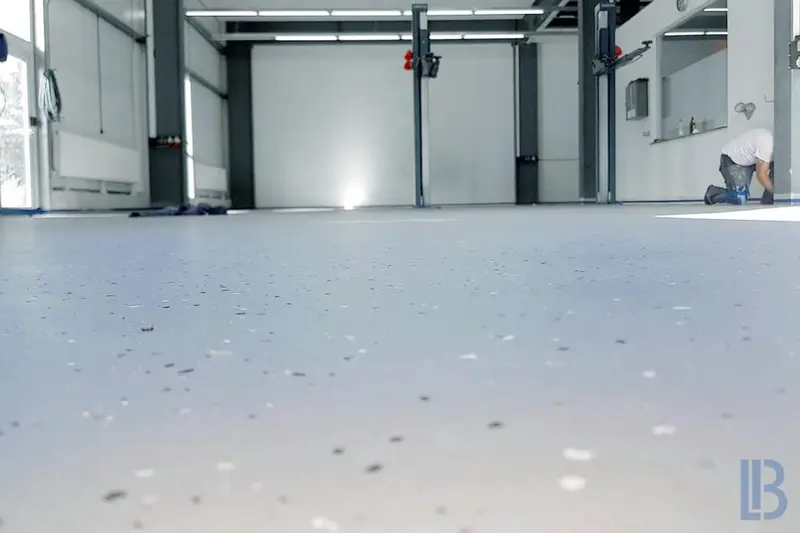 ESD-Bodenbeschichtung – leitfähiger Industrieboden für Elektronik- und sensiblen Bereich